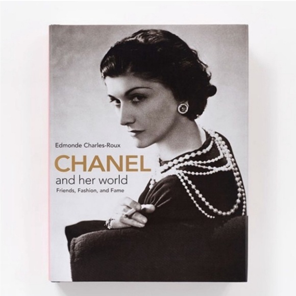 Chanel and Her World : Friends Fashion and Fame (Hardcover)